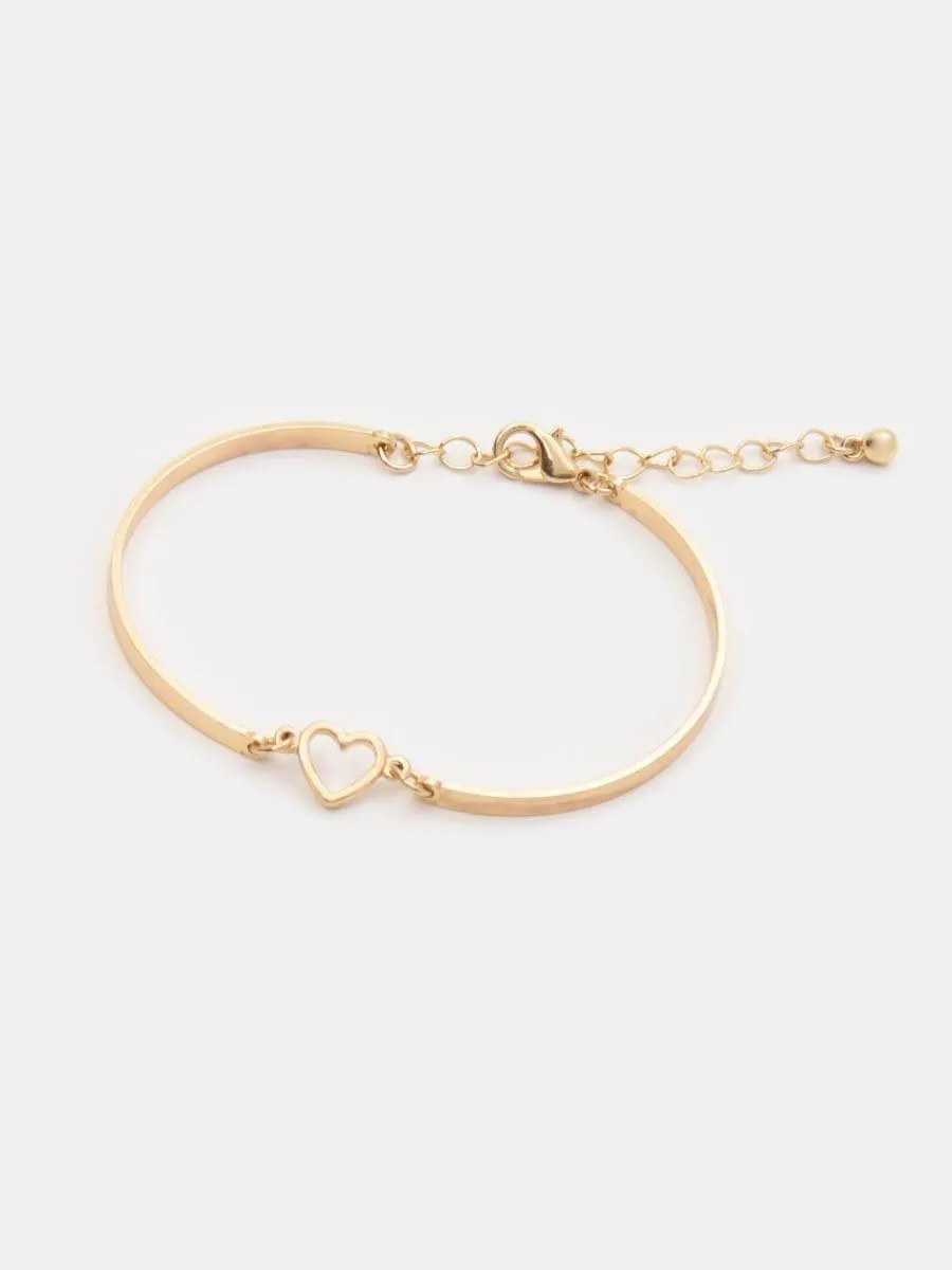 Brățară cu pandantiv în formă de inimioară