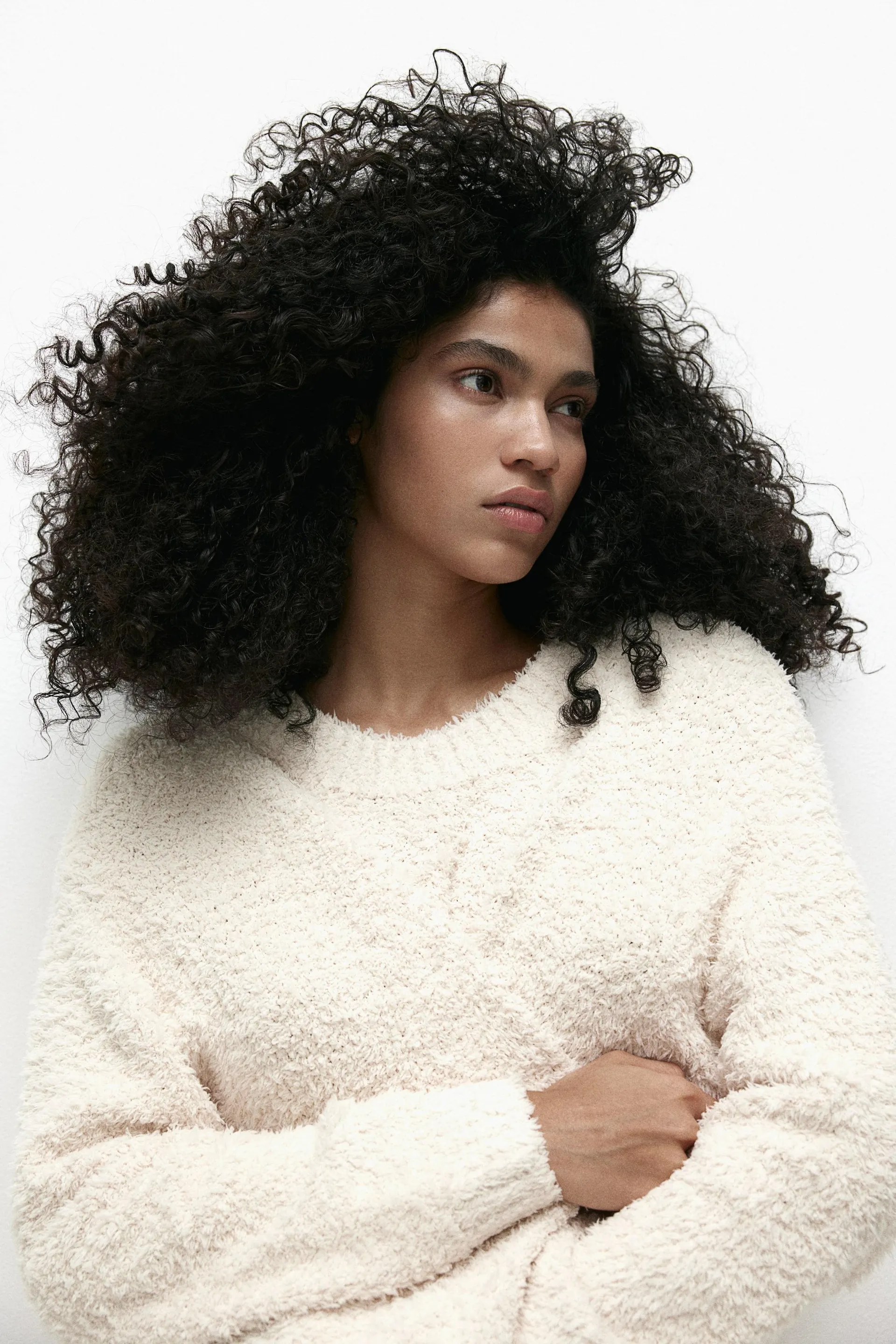 Bluză de casă tricotată din fir pufos