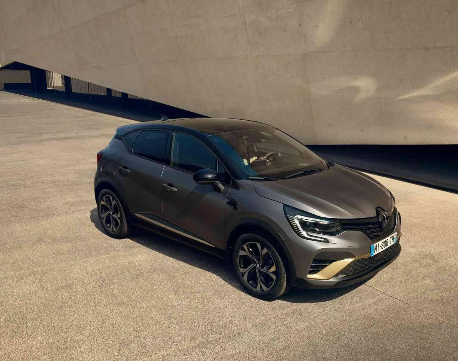 Catalog Renault catalog de la 1 ianuarie până la 31 decembrie 2023 - Revista Pagina 9