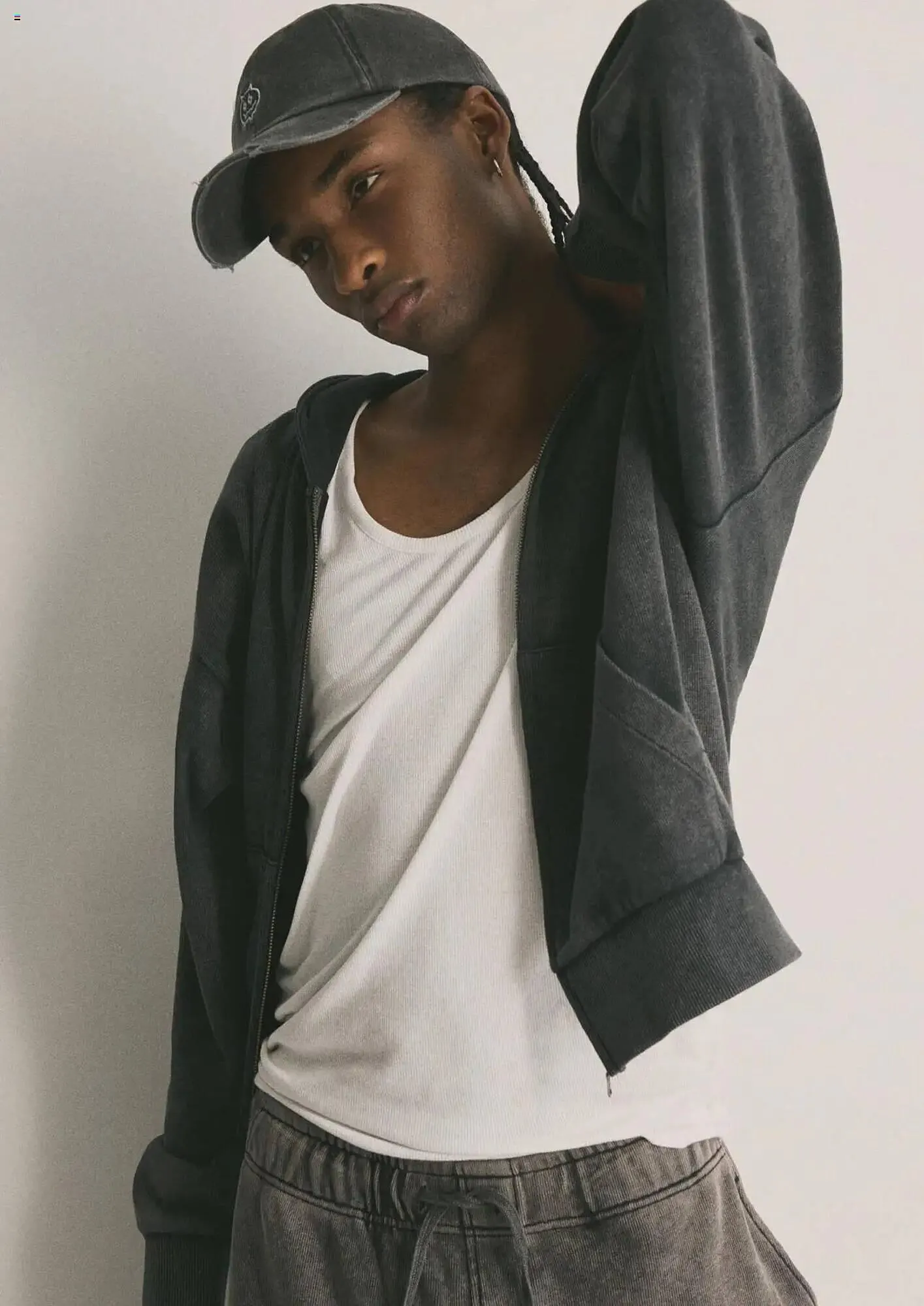 Catalog Catalog Bershka de la 1 martie până la 31 martie 2025 - Revista Pagina 4