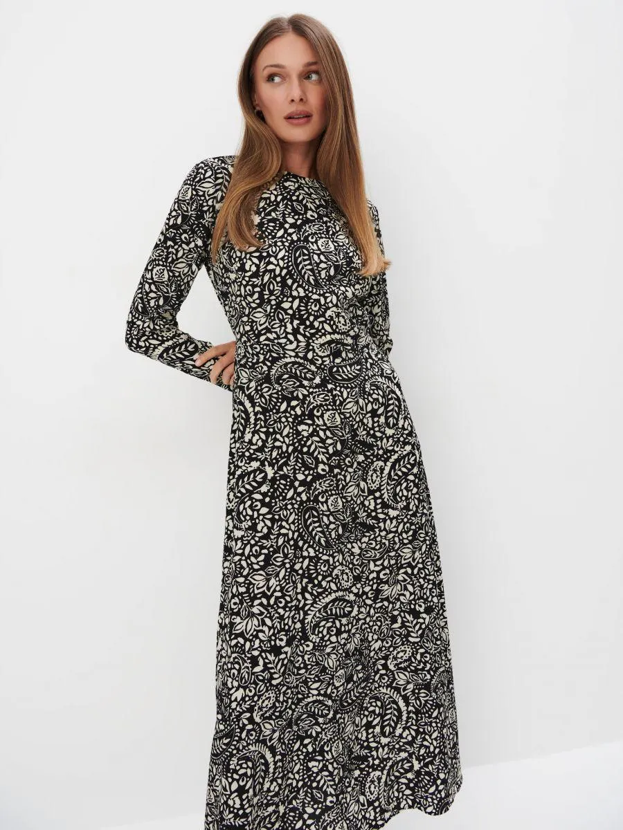 Rochie midi cu modele