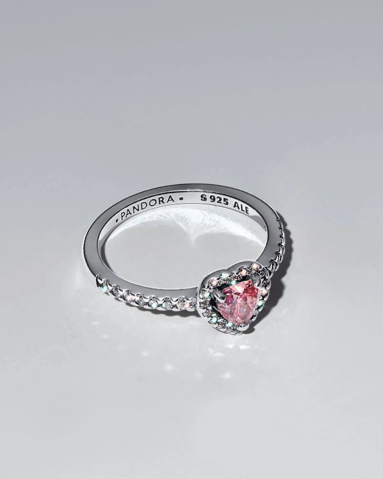 Catalog Catalog Pandora de la 17 aprilie până la 7 mai 2025 - Revista Pagina 5