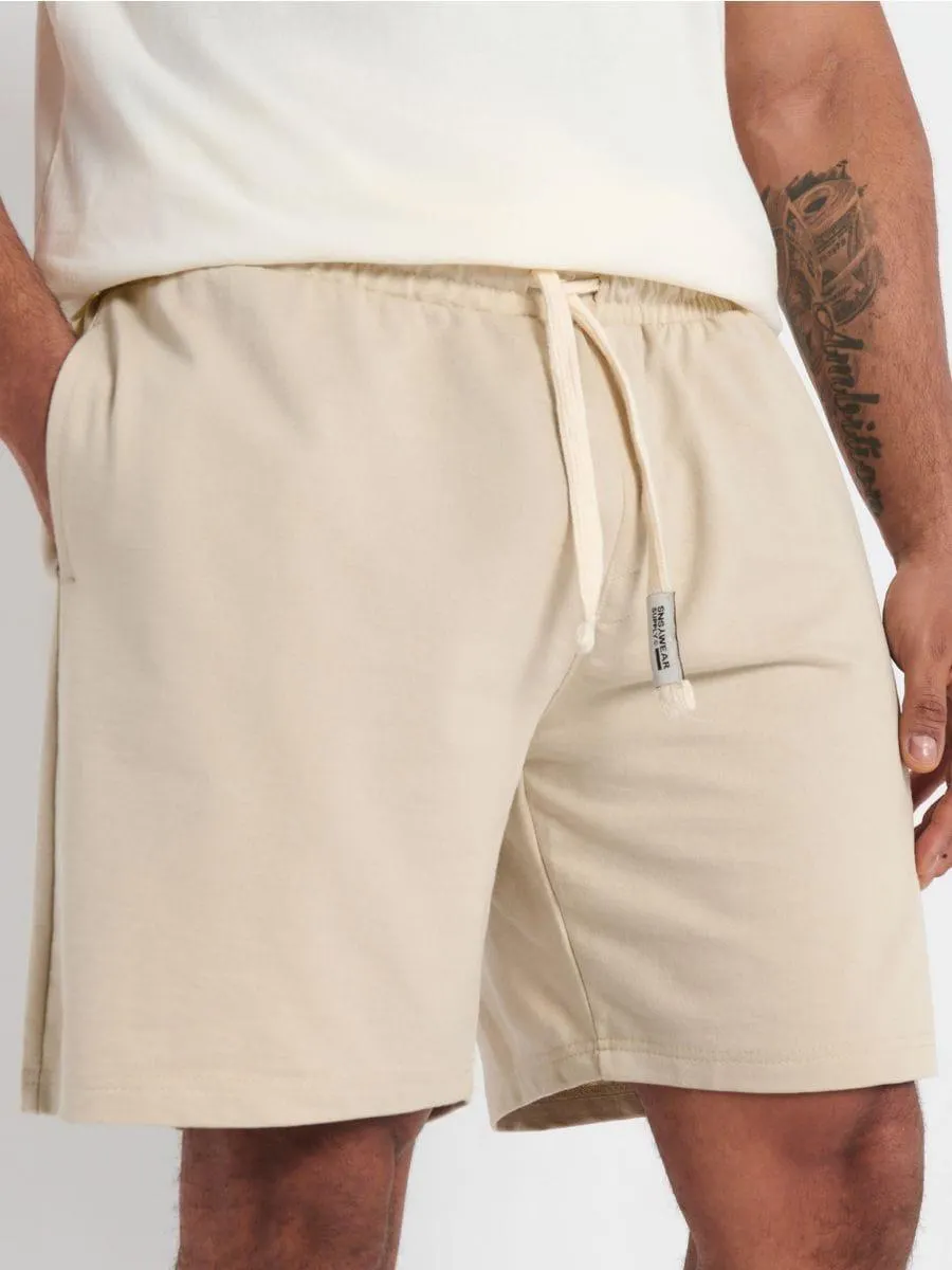 Pantaloni scurți