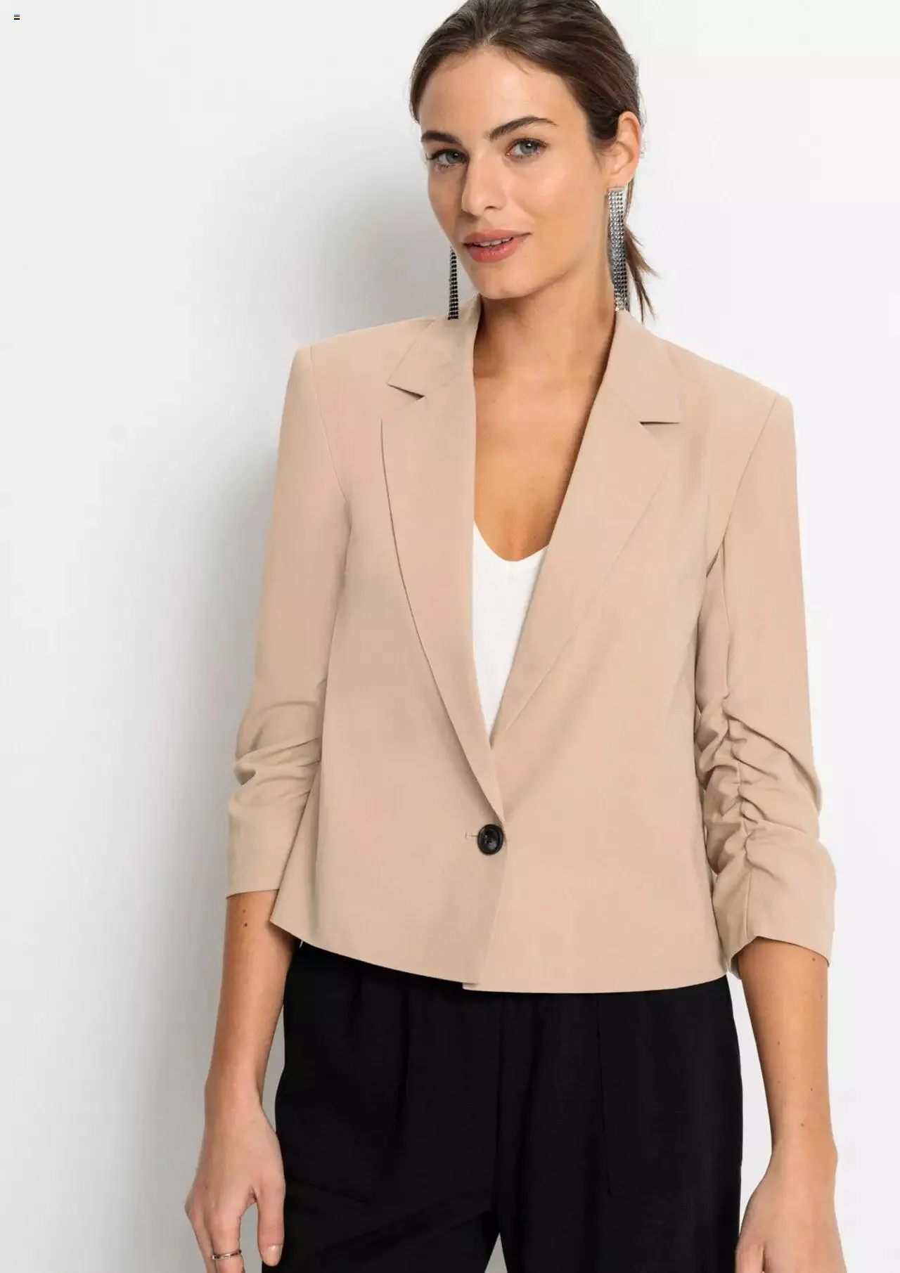 Catalog Catalog Bonprix de la 1 aprilie până la 31 decembrie 2023 - Revista Pagina 12