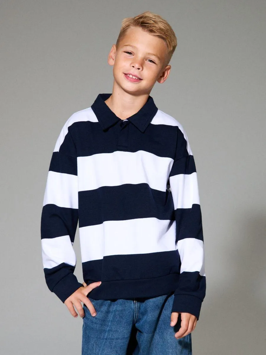 Hanorac cu guler și decolteu rotund