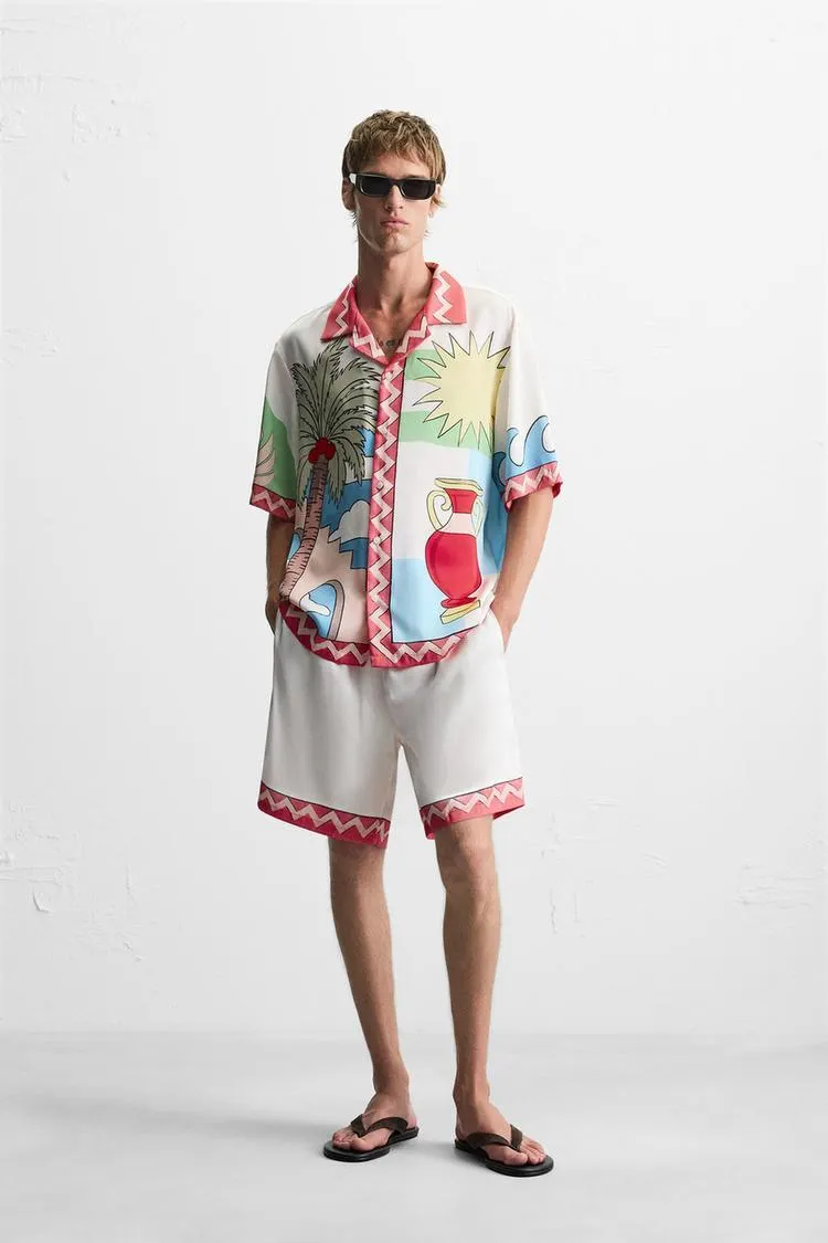 BERMUDE SATINATE CU BENZI CONTRASTANTE