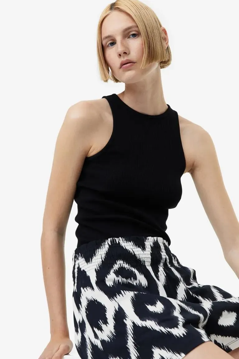 Pantaloni scurți cu elastic