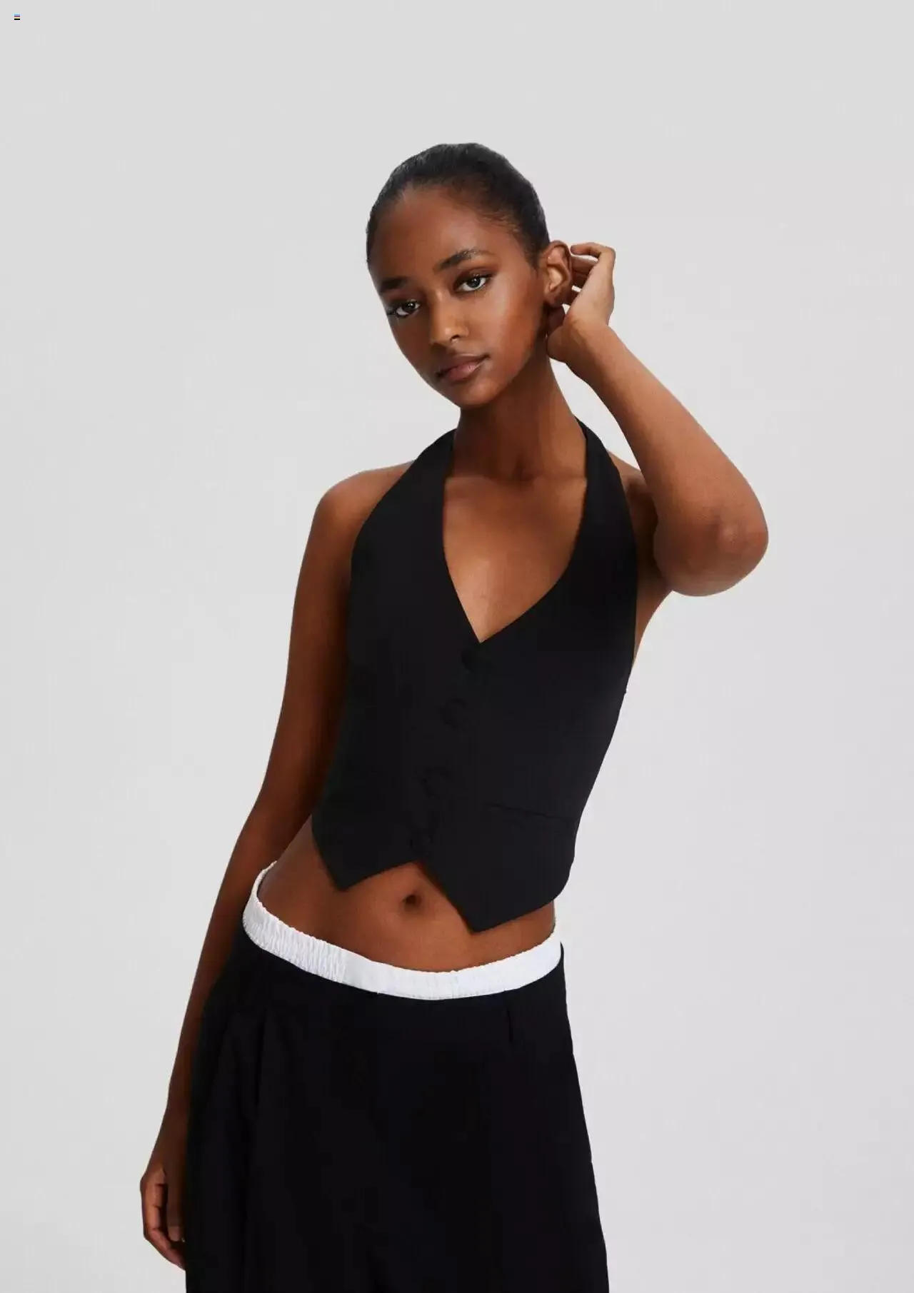 Catalog Bershka catalog - Women de la 1 decembrie până la 31 decembrie 2023 - Revista Pagina 7