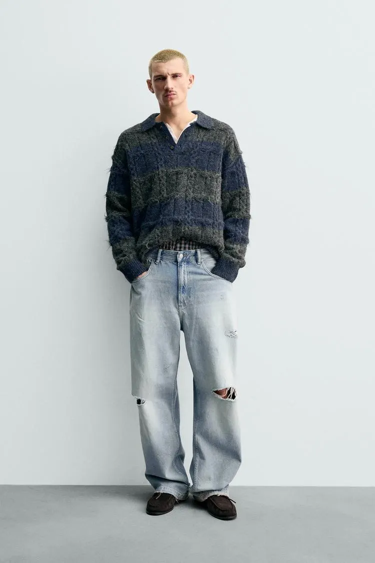 BLUZĂ POLO DIN TRICOT JACARD CU DUNGI