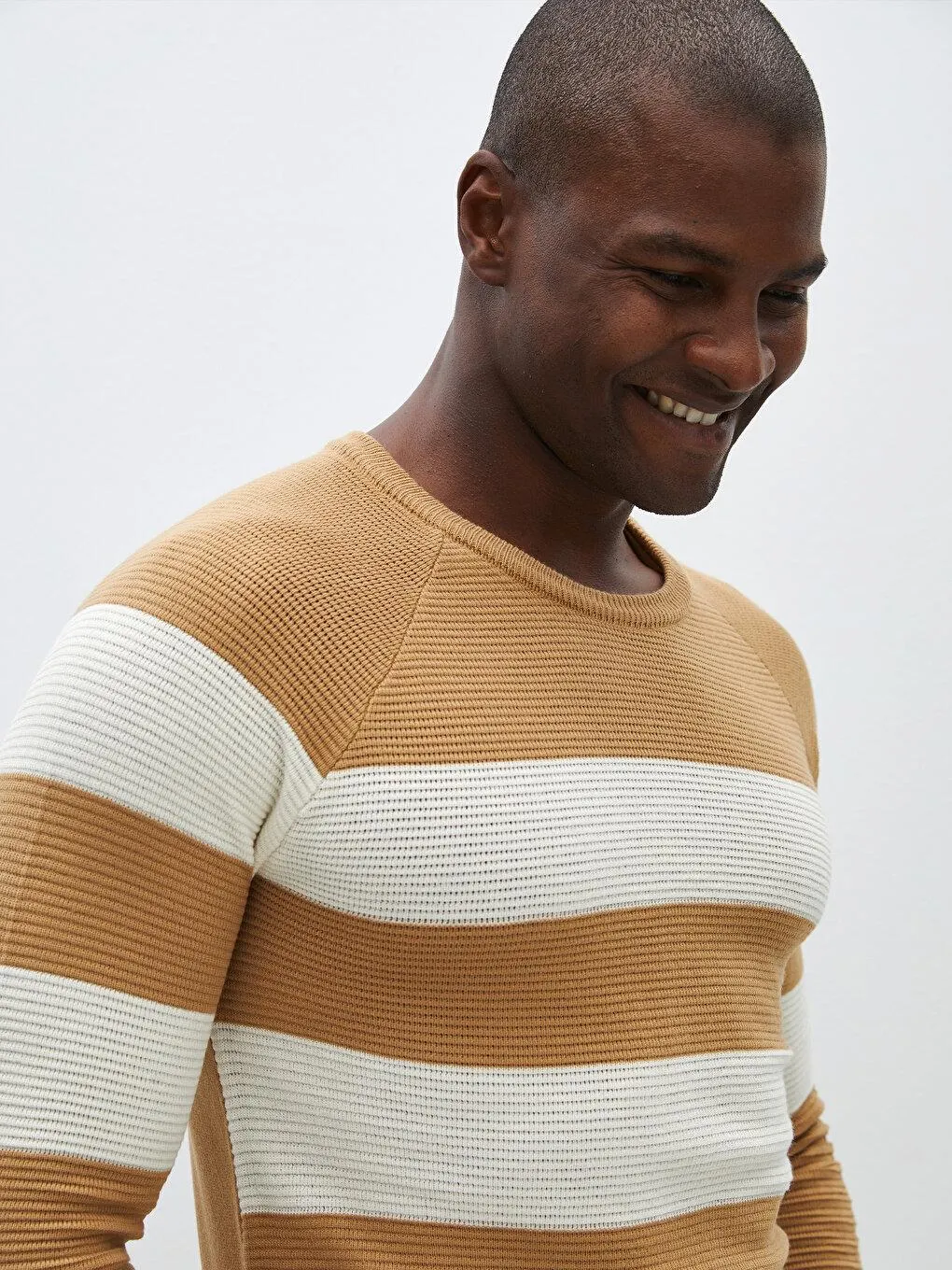 Pulover Tricotat Cu Mânecă Lungă, Cu Decolteu Rotund Şi Cu Bloc De Culoare,Pentru Bărbați