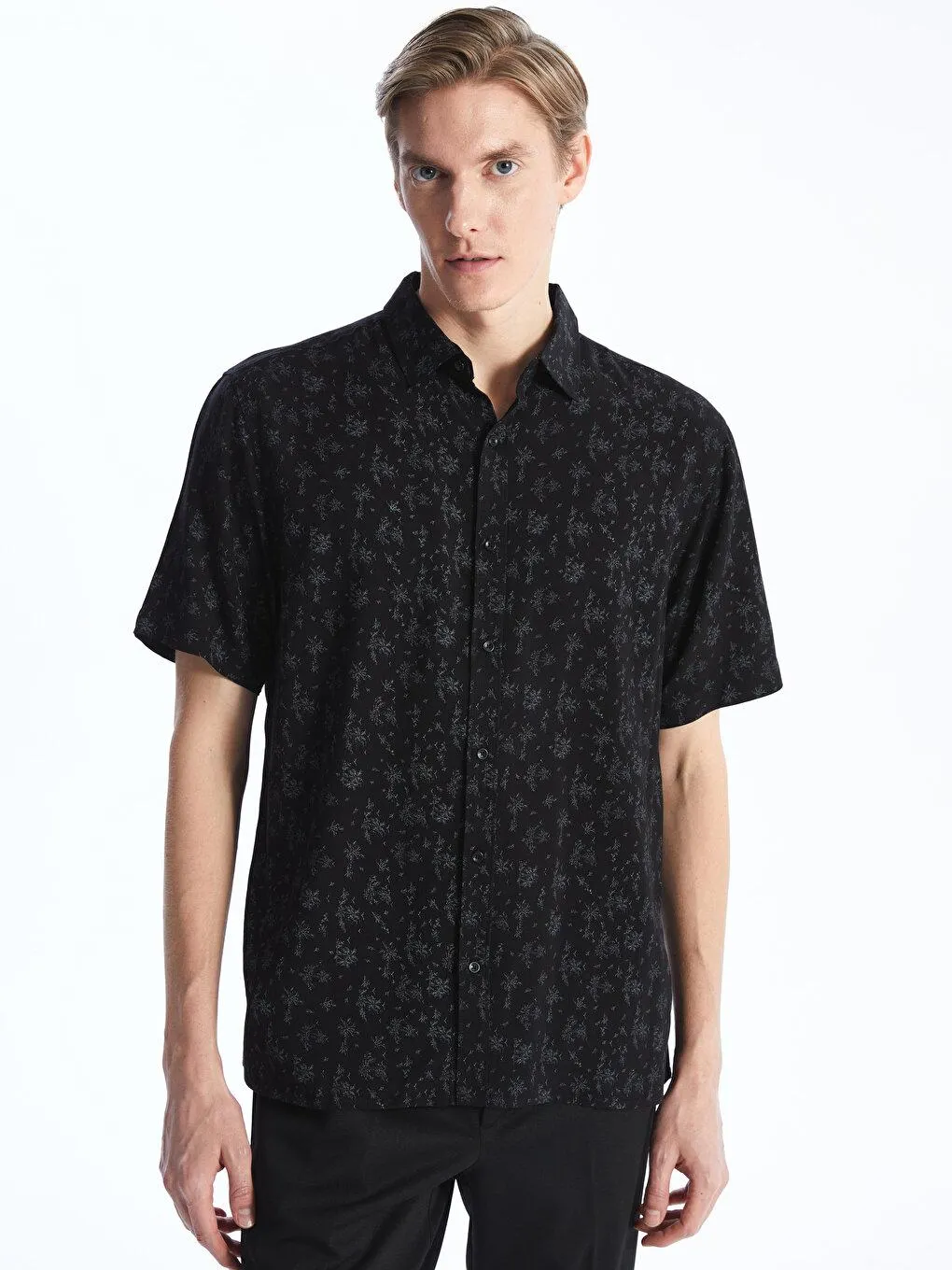 LCW Vision Cămașă bărbați regular fit cu mânecă scurtă și imprimeu, din vâscoză