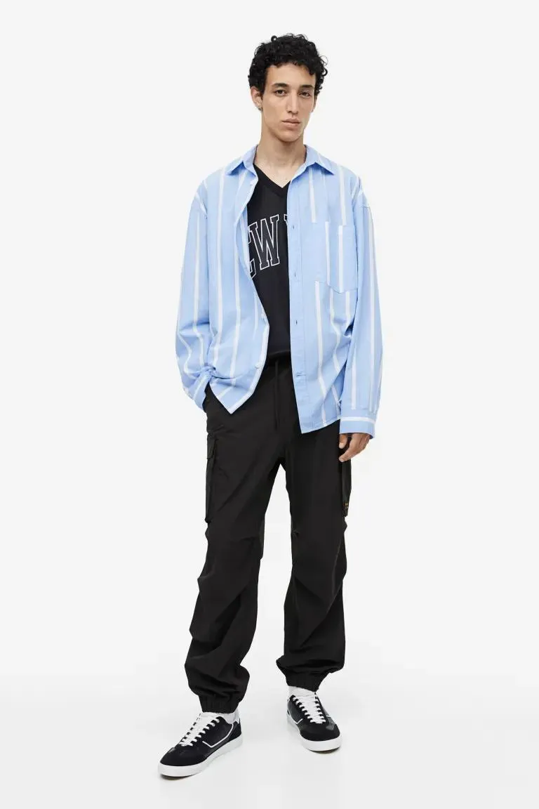 Pantaloni cargo tip jogging Relaxed Fit din nailon