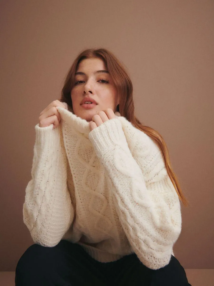 Pulover cu model decorativ