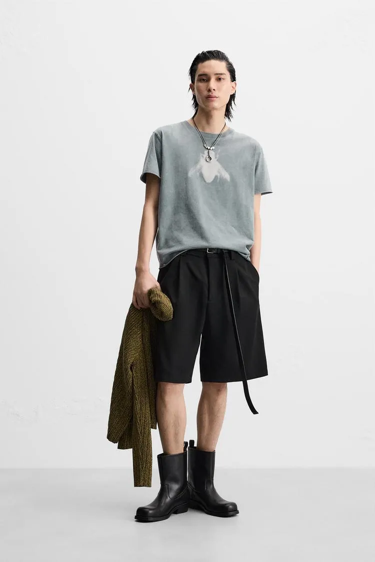 BERMUDE CU PLIURI ȘI STRUCTURĂ