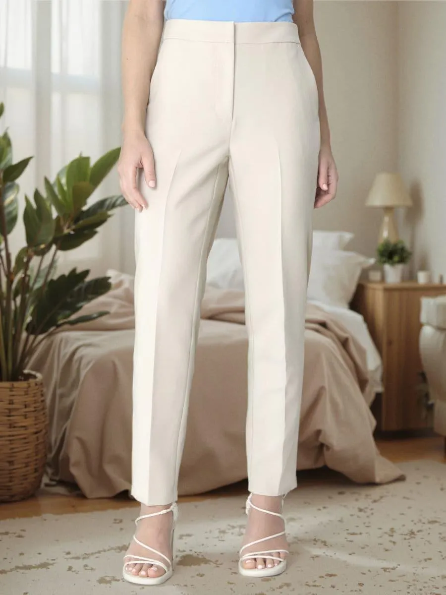 Pantaloni țigaretă