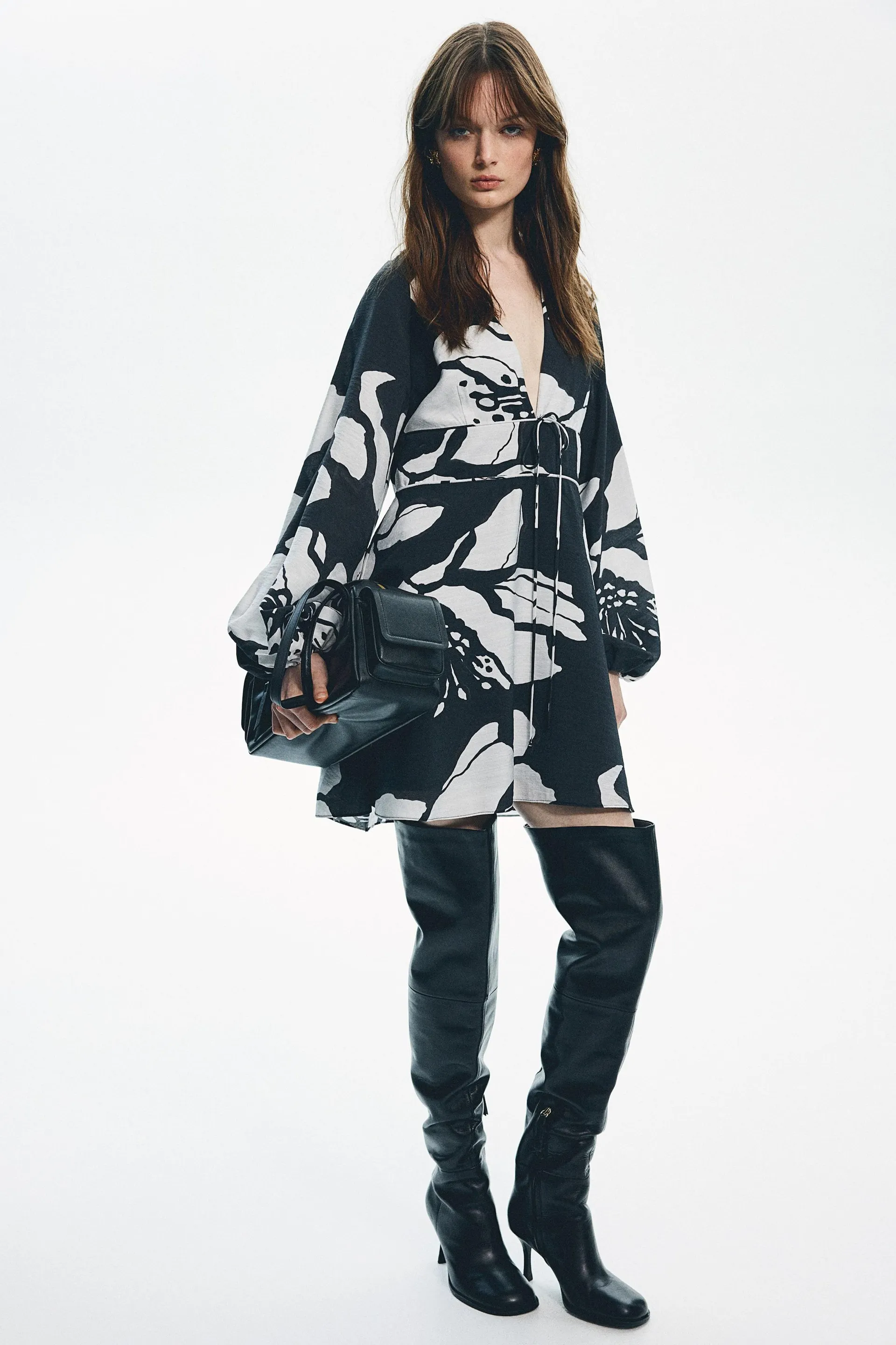 Vestido con cuello en V