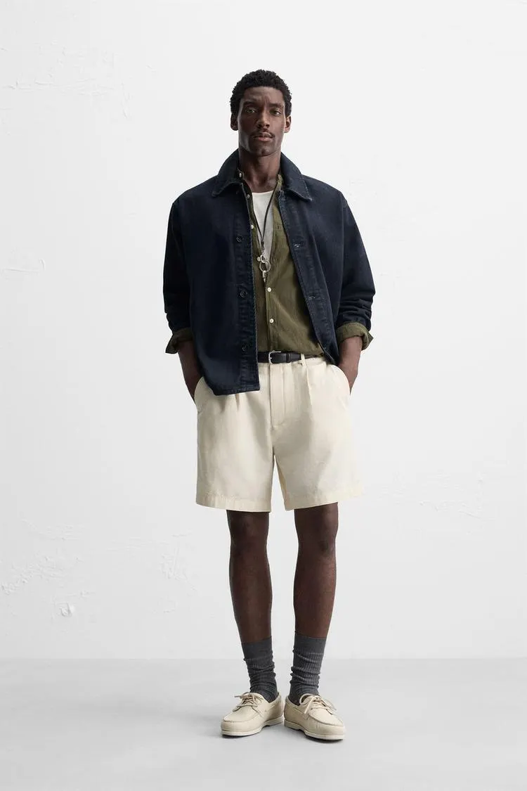 BERMUDE REGULAR FIT CU PLIURI