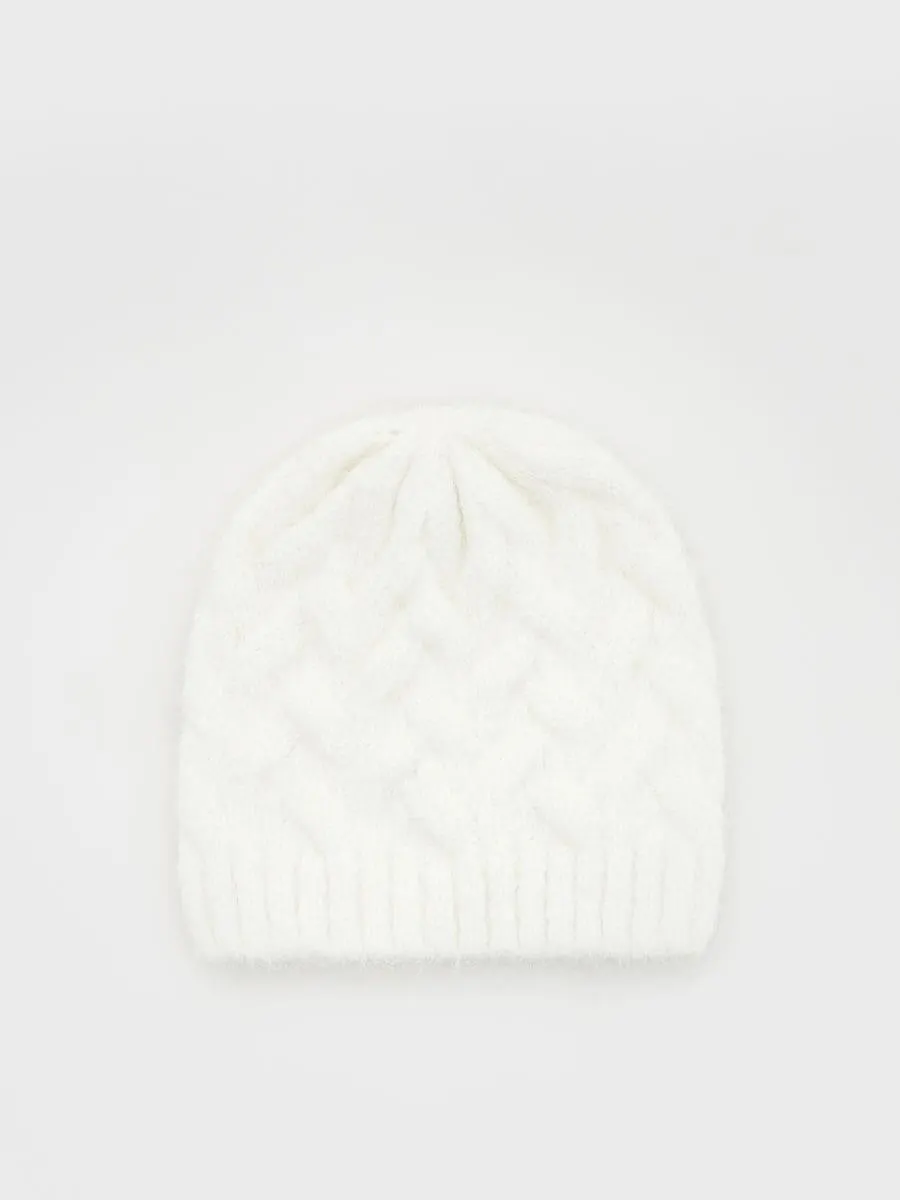 Căciulă de tip beanie