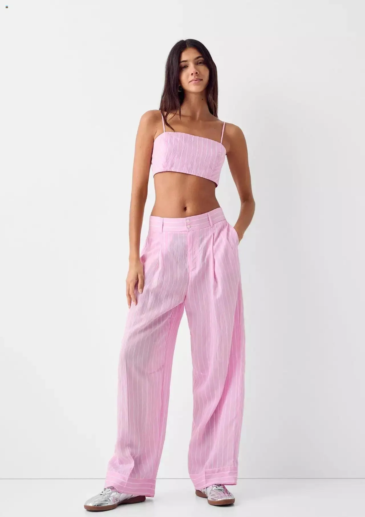 Catalog Bershka catalog - Women de la 1 aprilie până la 31 decembrie 2024 - Revista Pagina 3