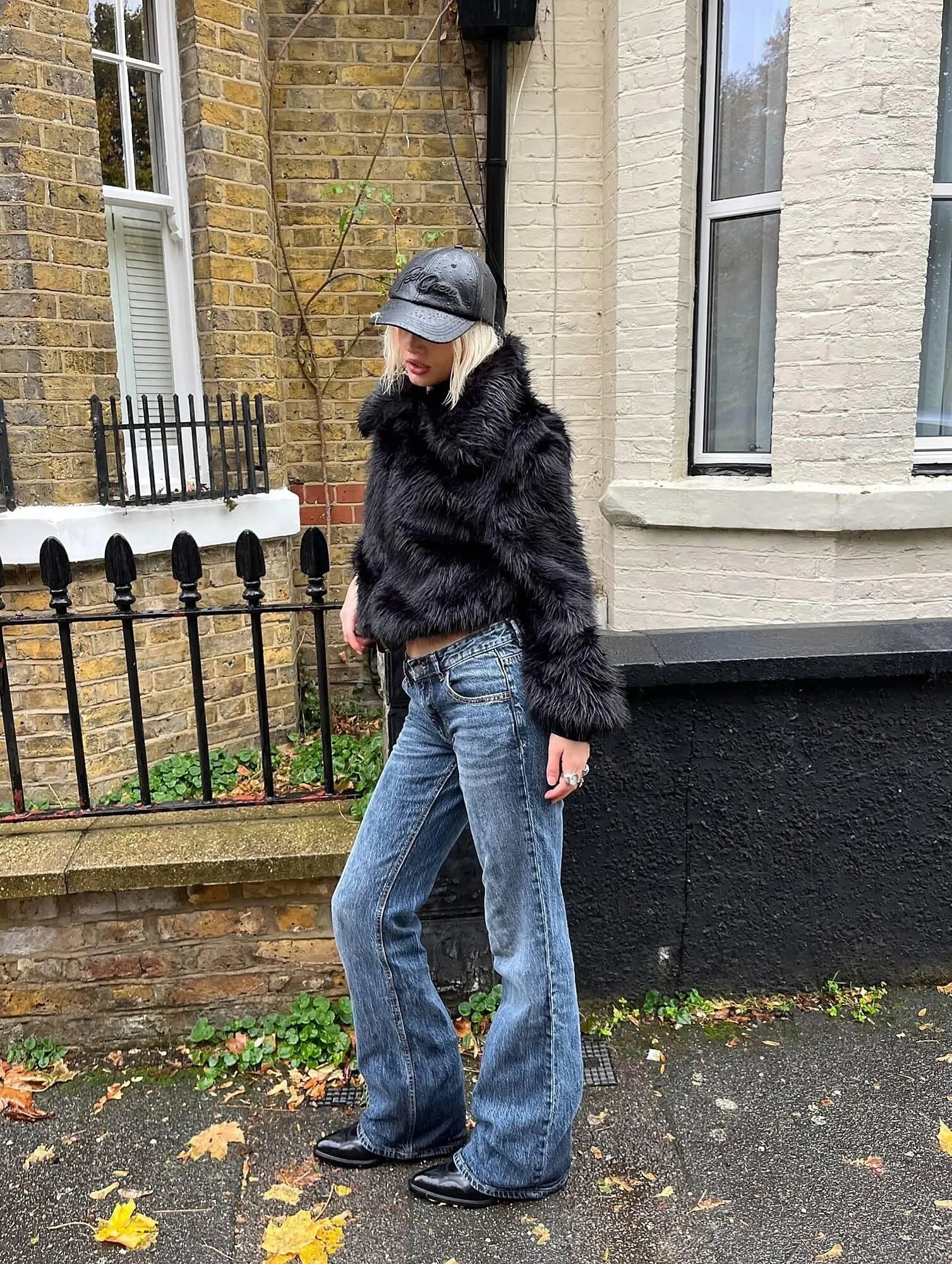 Catalog Magazine Stradivarius de la 30 octombrie până la 19 noiembrie 2025 - Revista Pagina 4