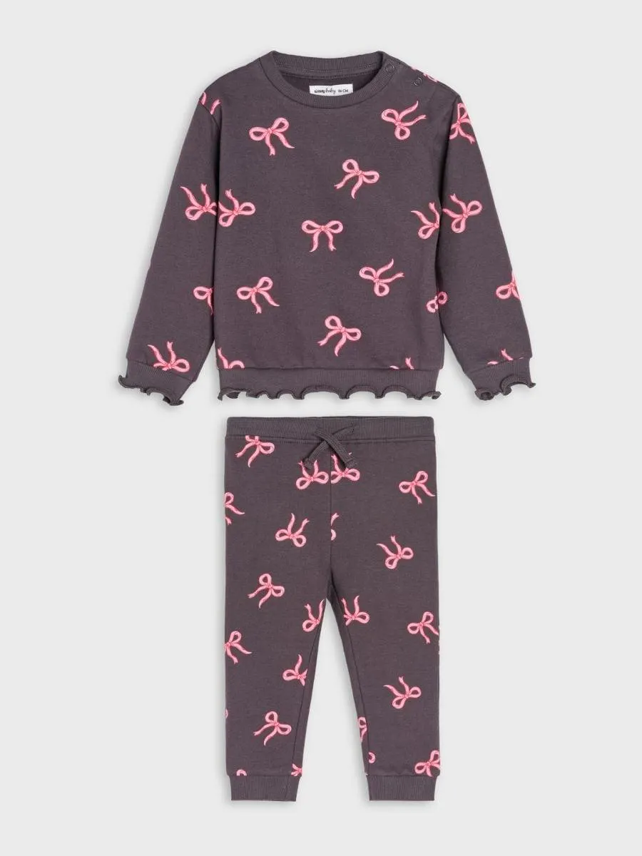 Compleu pentru fetițe