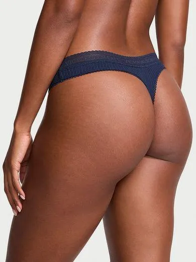 Chiloți Tanga cu talie din dantelă și logo din bumbac aplicat