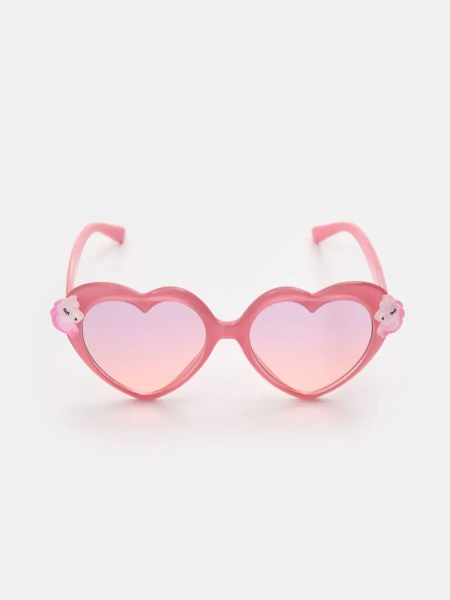 Ochelari de soare în formă de inimă