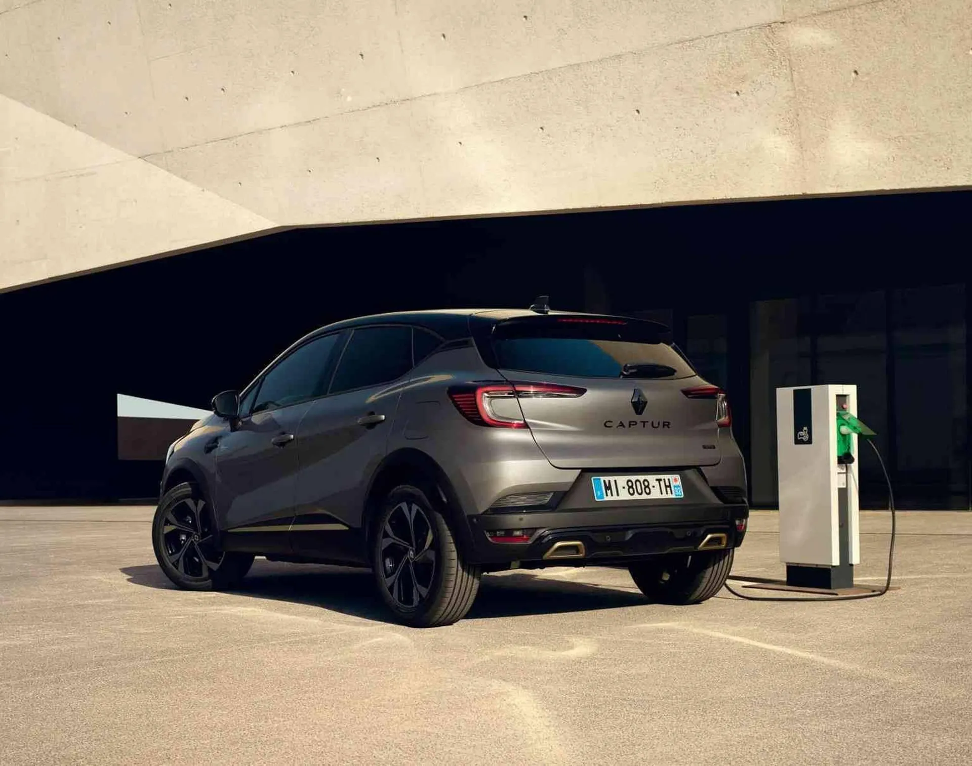 Catalog Renault catalog de la 1 ianuarie până la 31 decembrie 2023 - Revista Pagina 10