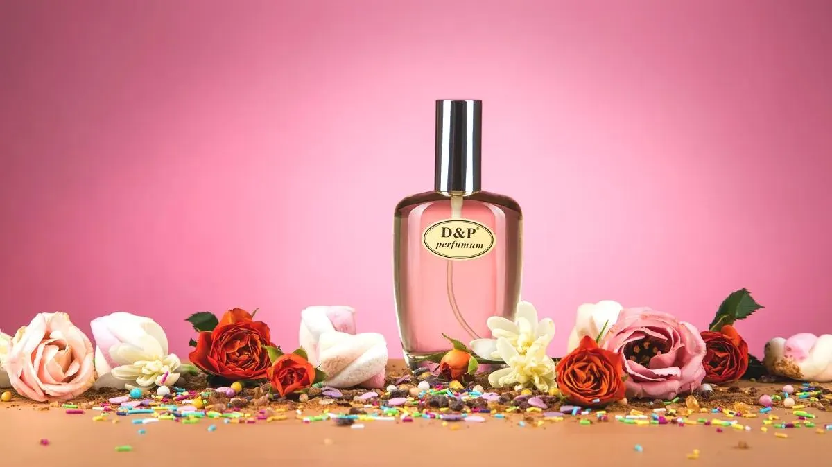 P8 - Eau de parfum femei