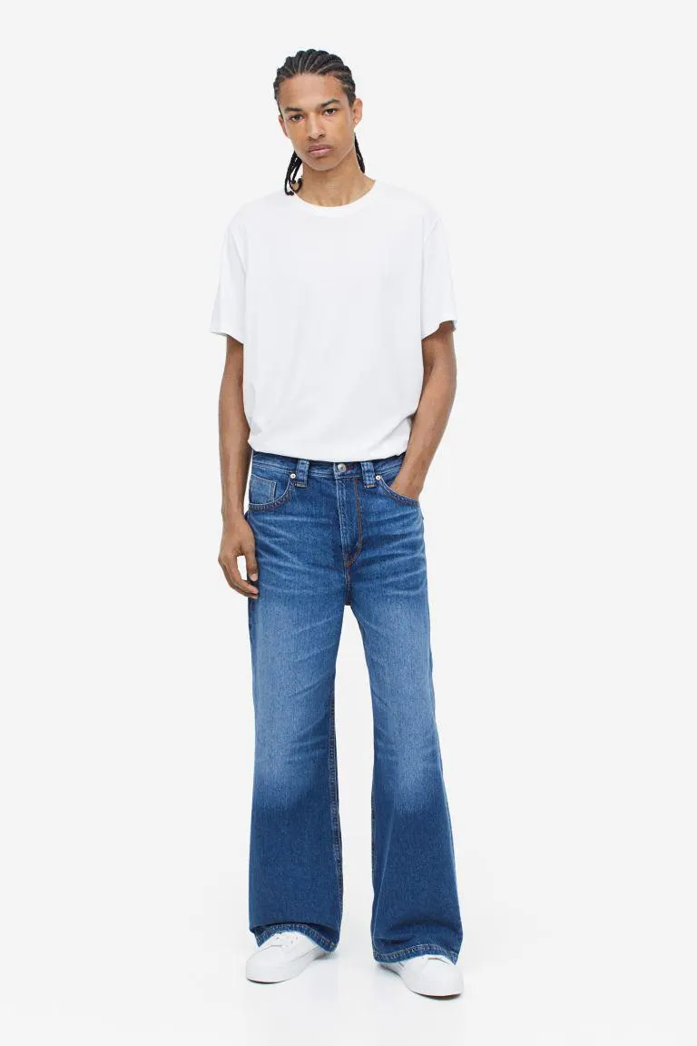 Bootcut Loose Jeans