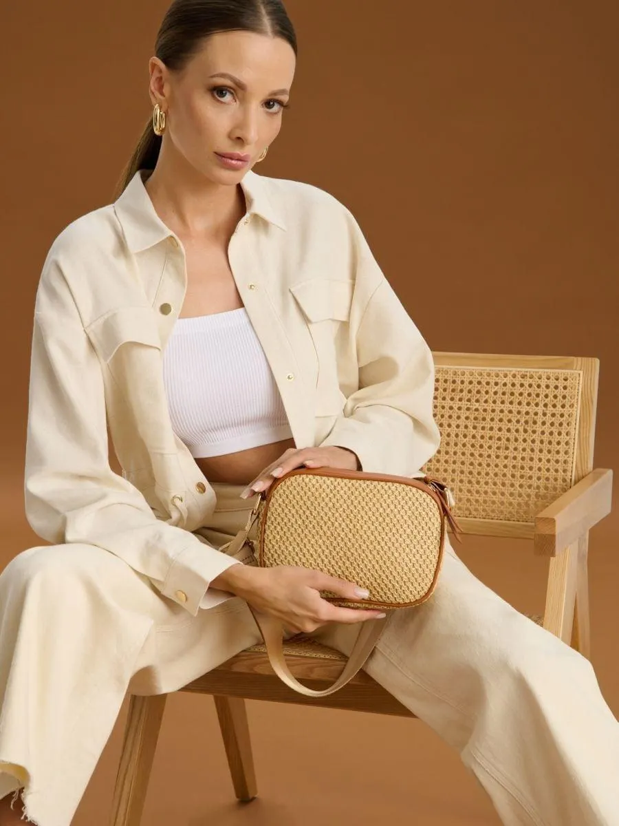 Geantă cu bandulieră