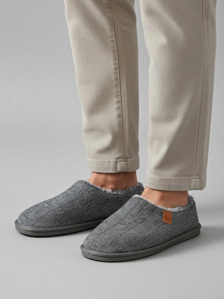 Papuci cu blană sintetică