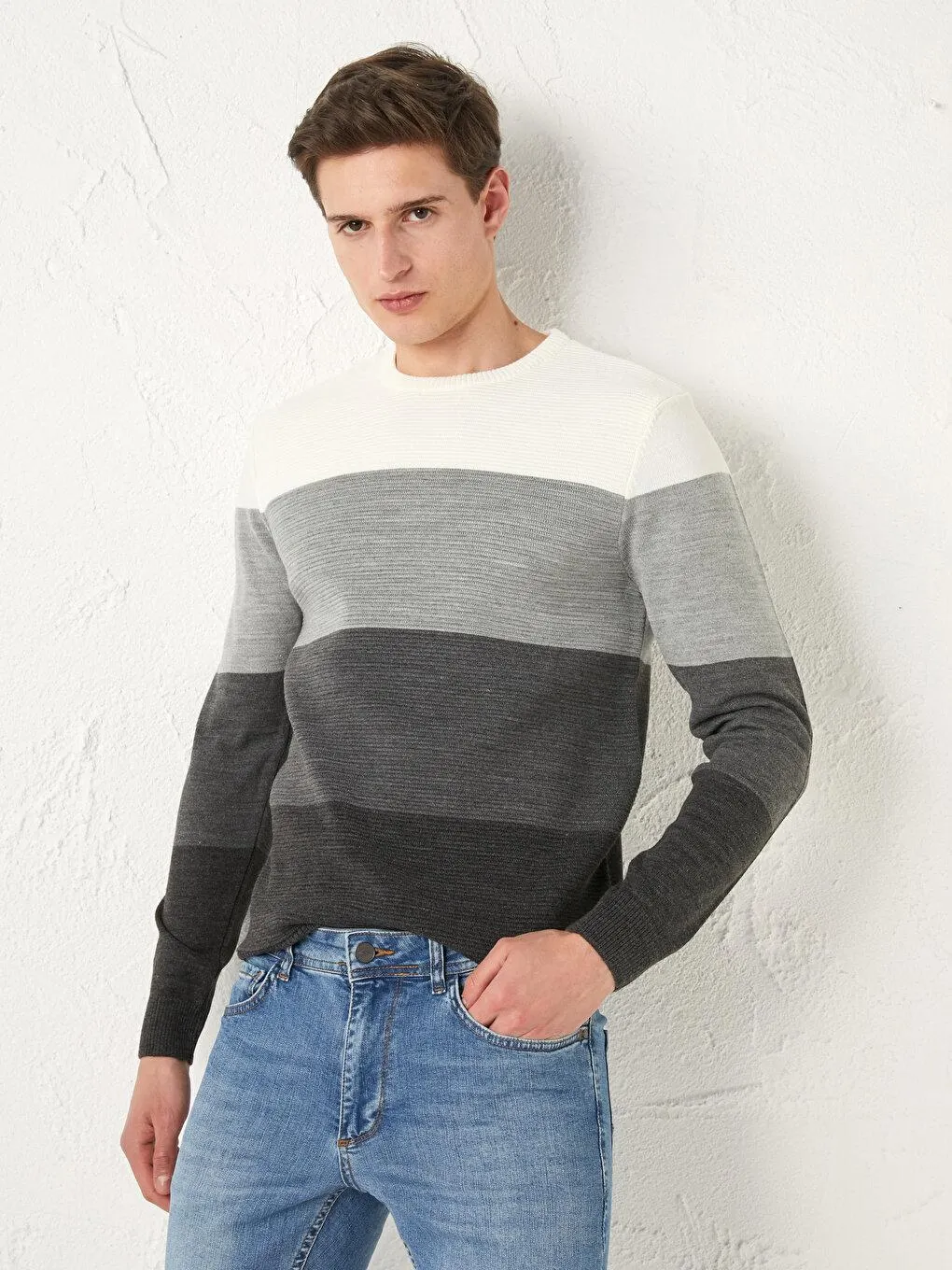 Pulover Tricotat Cu Mânecă Lungă, Cu Decolteu Rotund Şi Cu Bloc De Culoare,Pentru Bărbați