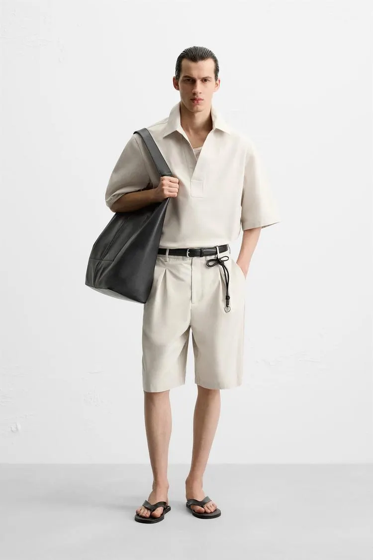 BERMUDE DIN BUMBAC ȘI IN CU PLIURI