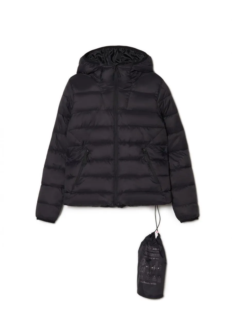 Geacă de iarnă cu glugă