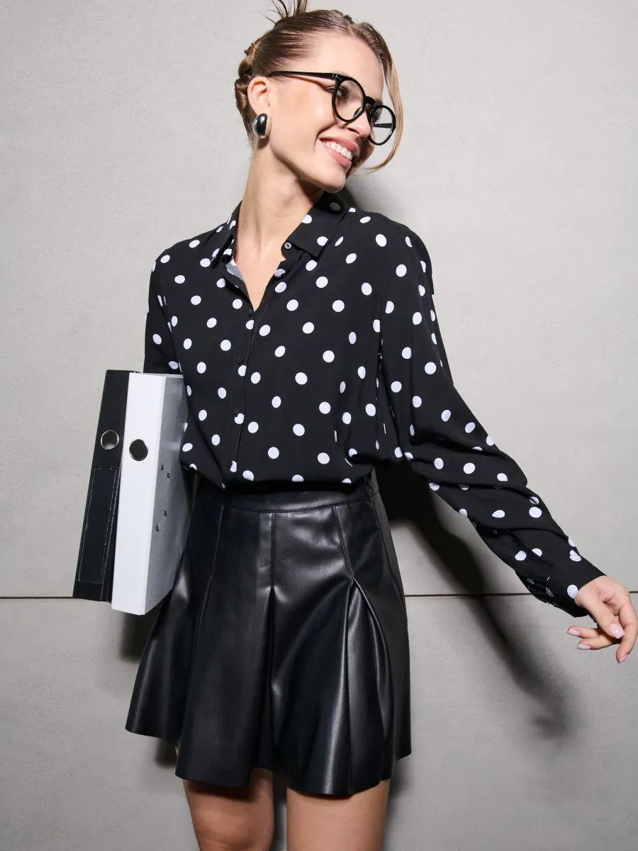 Cămașă din viscoză cu buline