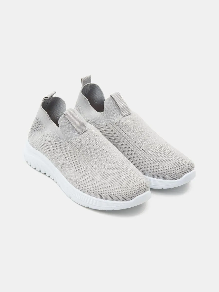 Pantofi sport fără șiret