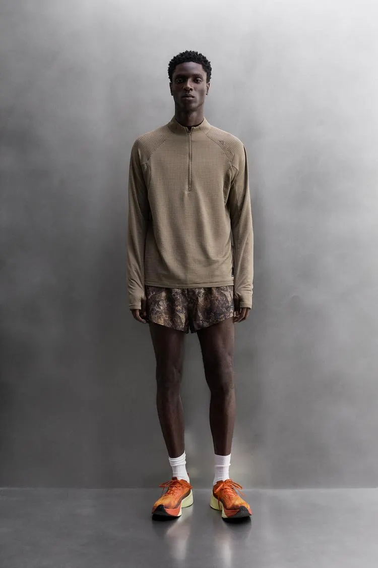 PANTALONI SCURȚI DE ALERGARE CU IMPRIMEU CU ARBORI