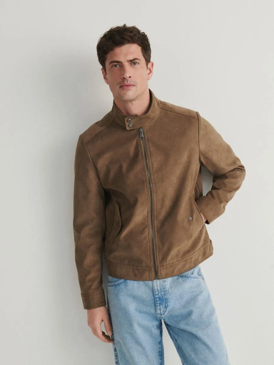 Geacă cu efect de piele întoarsă