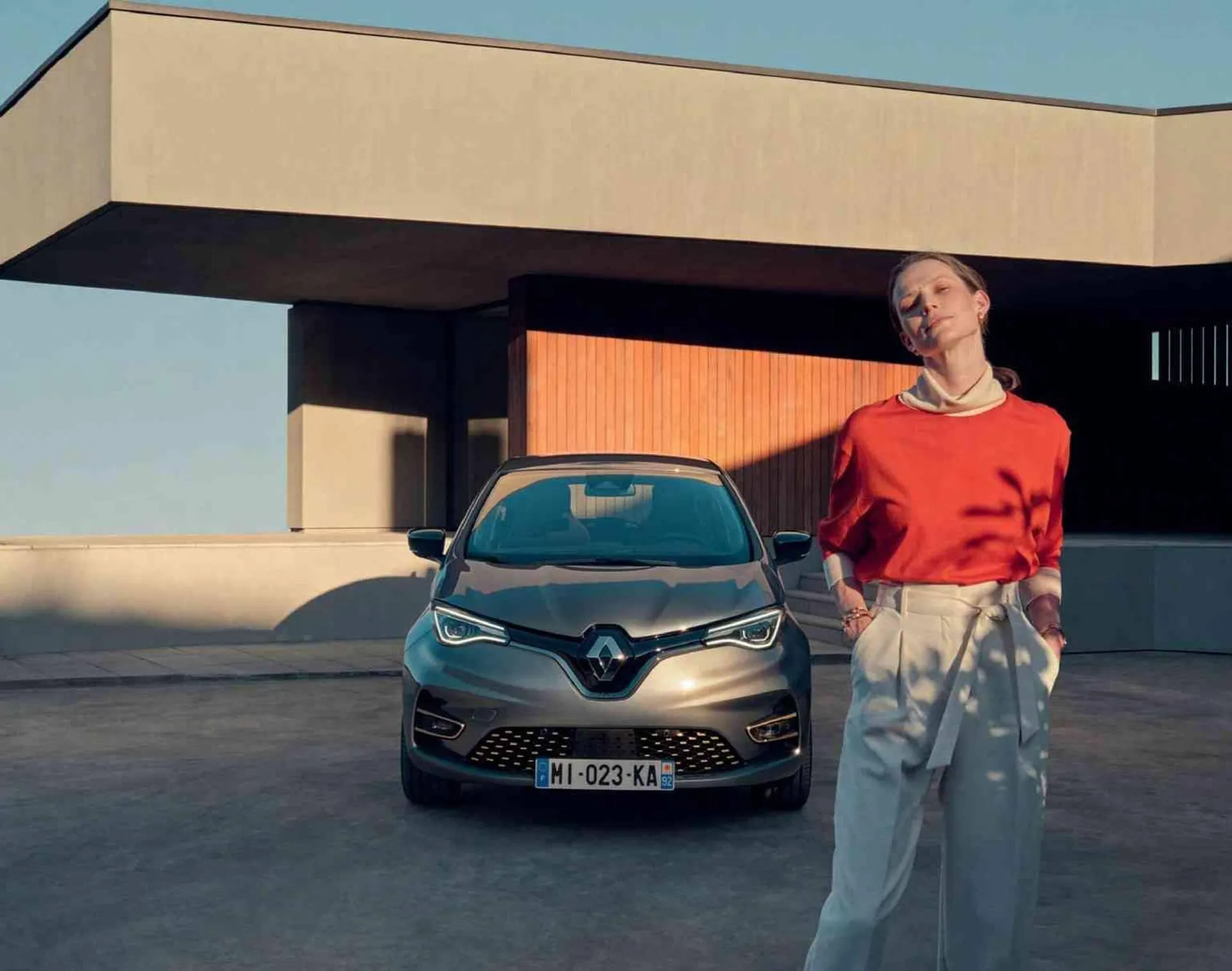 Catalog Renault catalog de la 1 ianuarie până la 31 decembrie 2023 - Revista Pagina 4