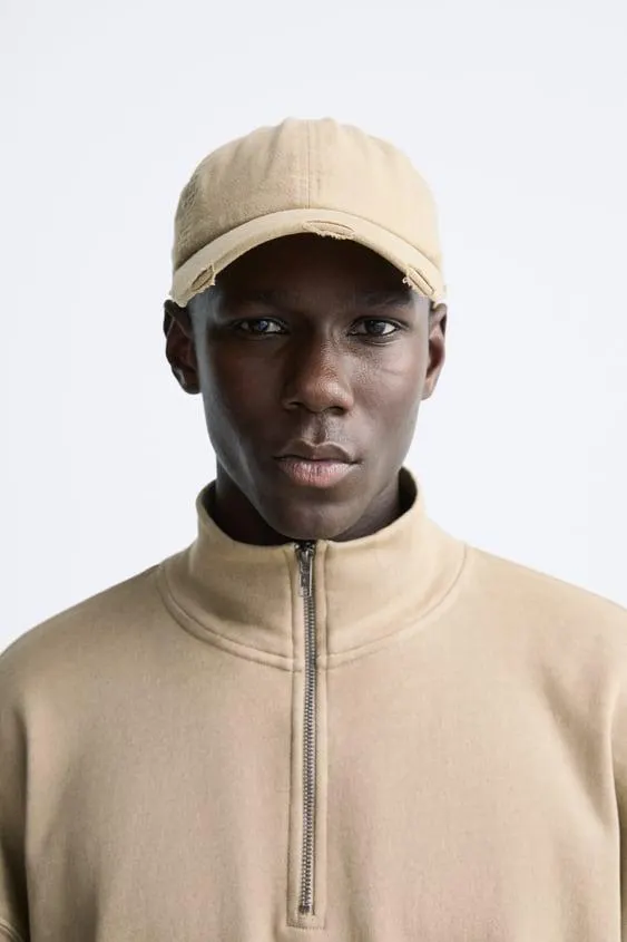 ȘAPCĂ DIN MATERIAL CU EFECT PRESPĂLAT LIMITED EDITION