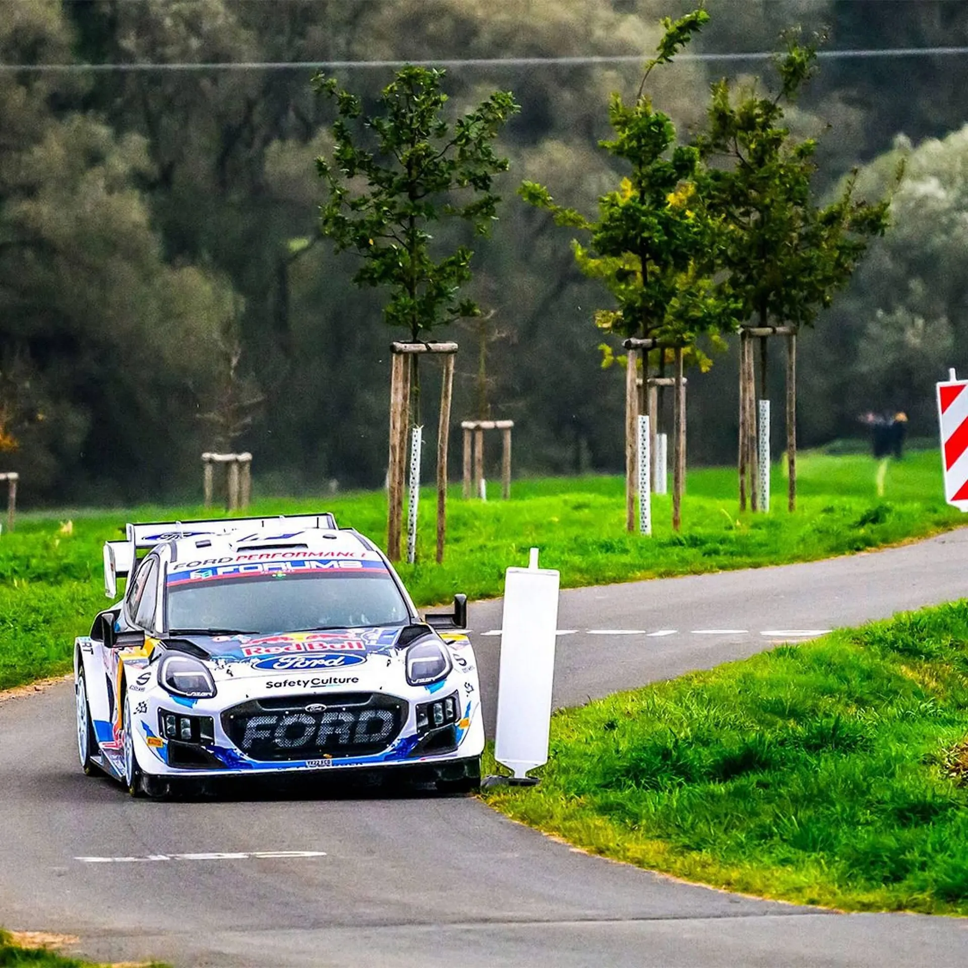 Catalog Ford TRANSIT COURIER catalog de la 23 octombrie până la 5 noiembrie 2024 - Revista Pagina 6