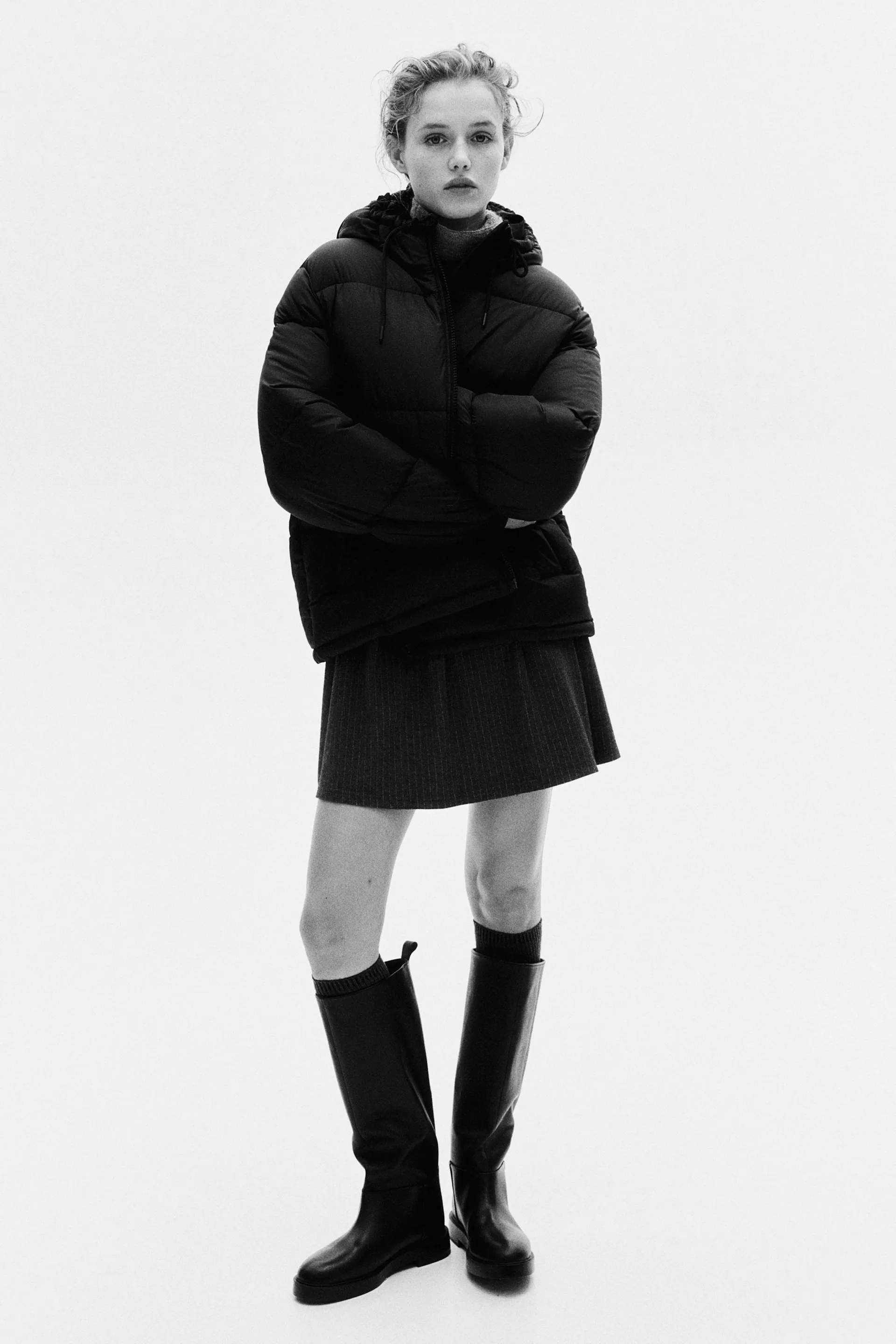 Jachetă vătuită cu glugă