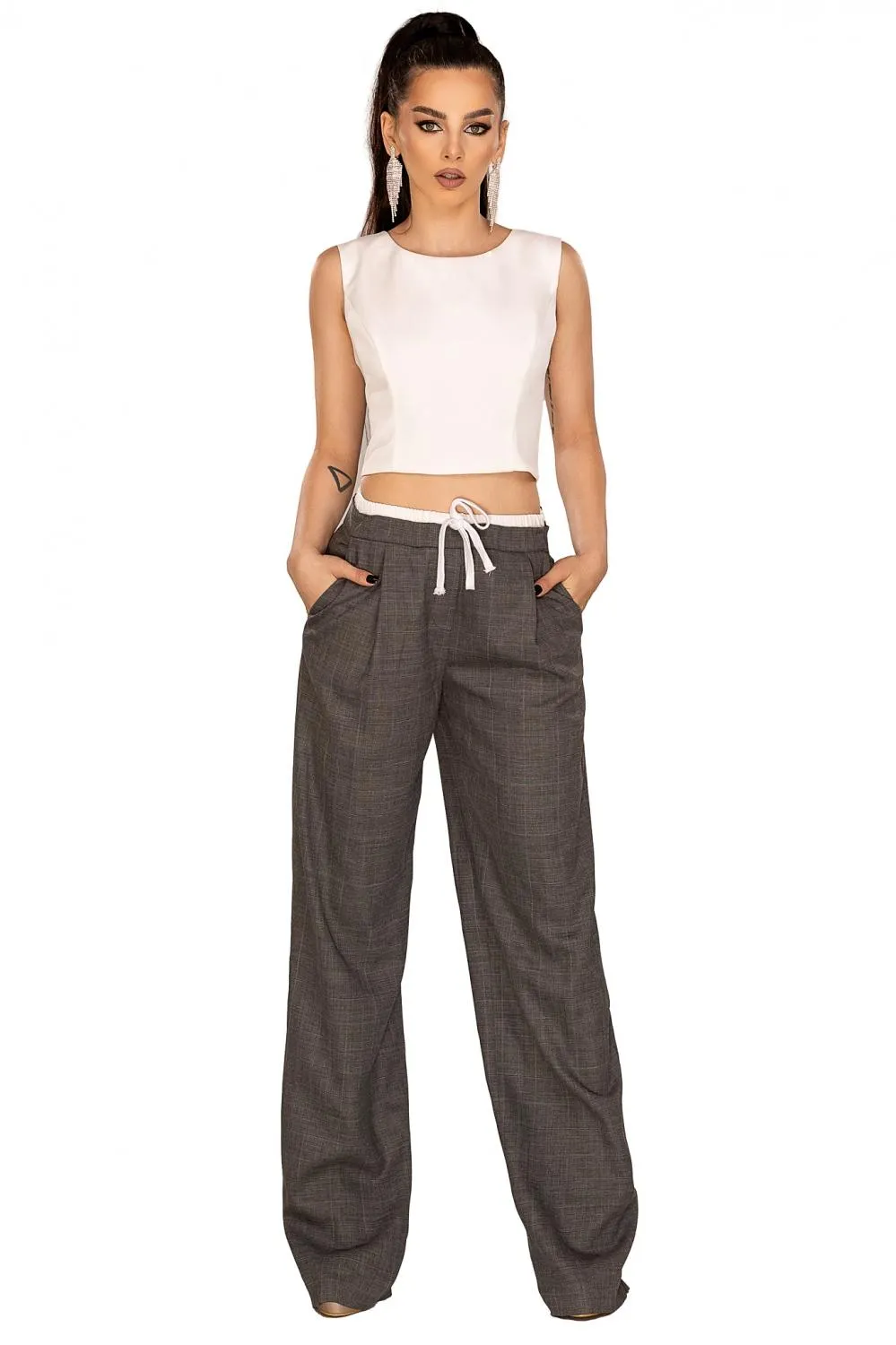 Pantaloni drepti gri cu snur