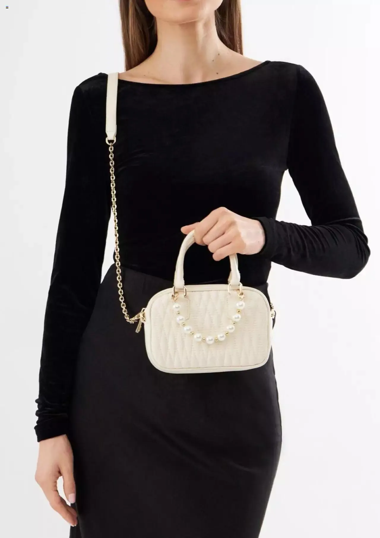 Catalog Catalog CCC de la 1 mai până la 31 decembrie 2024 - Revista Pagina 4