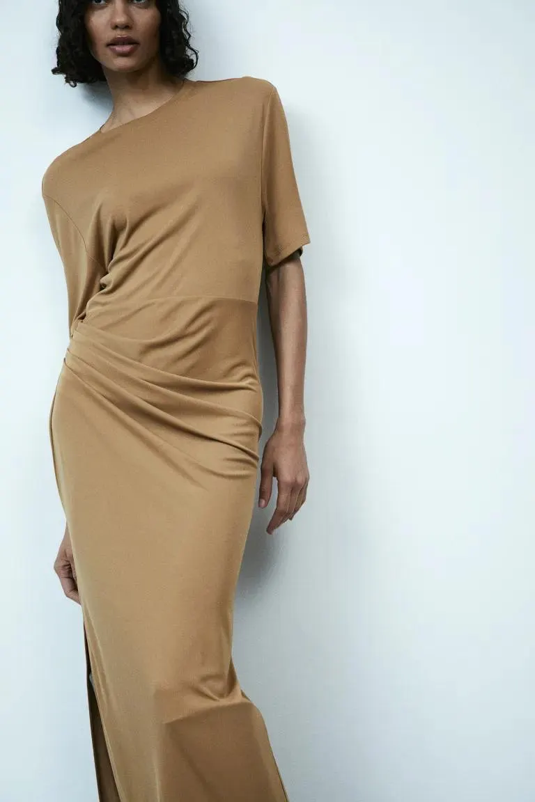 Rochie drapată din jerseu