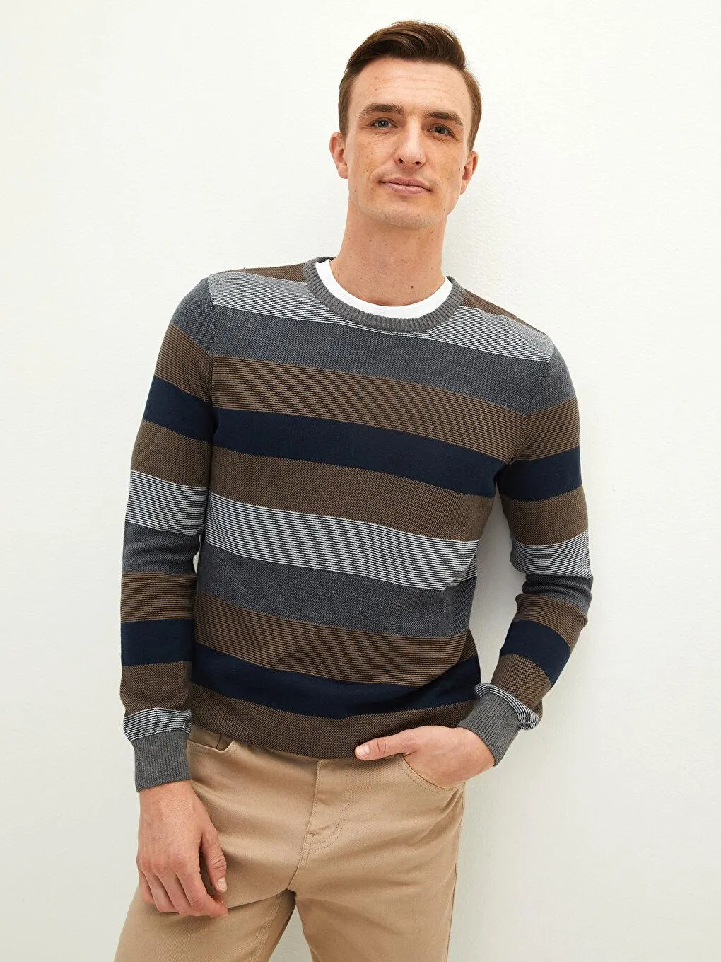 Pulover Tricotat Cu Mânecă Lungă, Cu Decolteu Rotund Şi Cu Bloc De Culoare,Pentru Bărbați