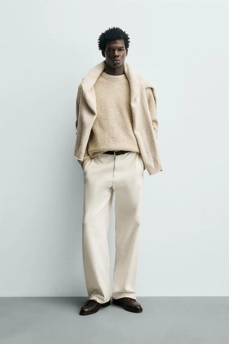 PULOVER REGULAR FIT CU STRUCTURĂ GOFRATĂ