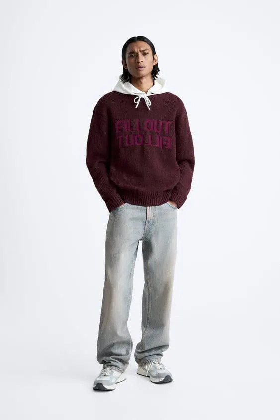 PULOVER CU TEXT BRODAT