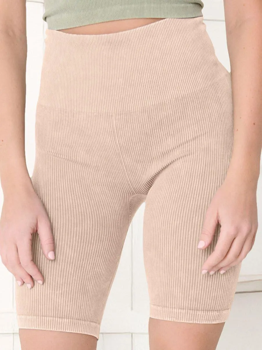 Pantaloni scurți biker